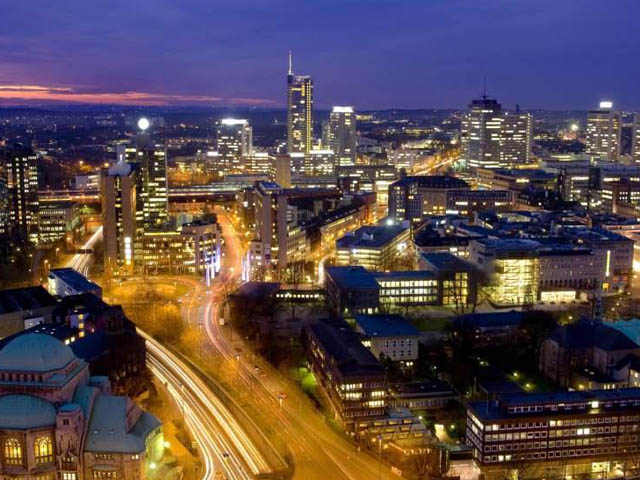 Kombi prevoz do Esena u Nemačkoj. Kombi prevoz putnika Srbija - Nemačka